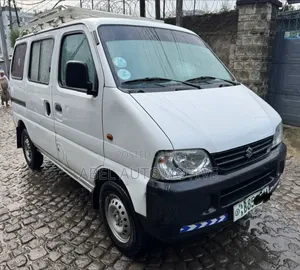 Suzuki Eeco 2024 Silver