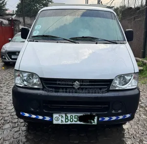 Suzuki Eeco 2024 Silver