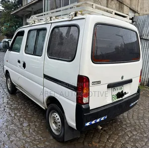 Suzuki Eeco 2024 Silver