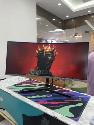  Samsung CH890 34” Ultra-Wide Curved Monitor 