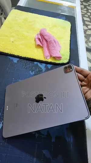 New Apple iPad Pro 128 GB
