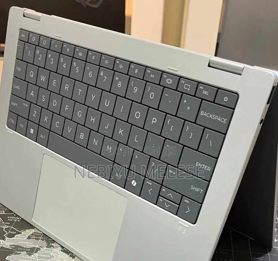 New Laptop HP OmniBook 5 14" 16GB Intel Core Ultra 7 SSD 1T
