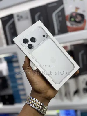 New Apple iPhone 17 Pro Max 256 GB Silver