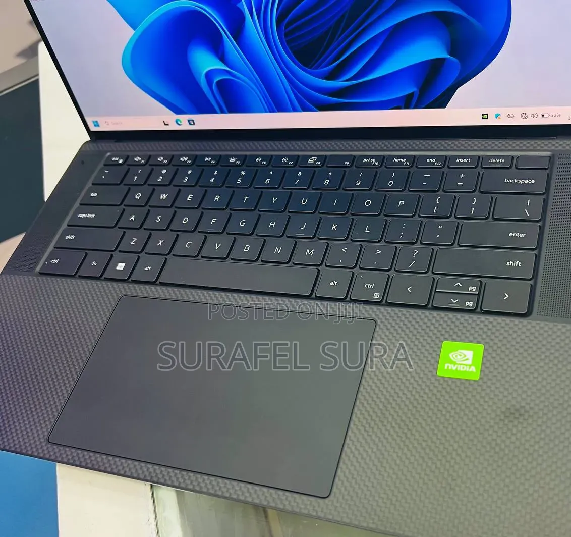 New Laptop Dell Precision 5570 16GB Intel Core i9 SSD 512GB