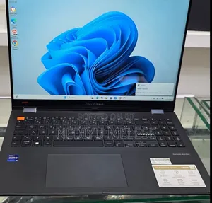New Laptop Asus VivoBook 15 X505BA 16GB Intel Core i9 SSD 1T