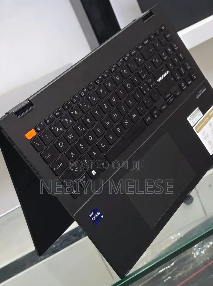 New Laptop Asus VivoBook 15 X505BA 16GB Intel Core i9 SSD 1T