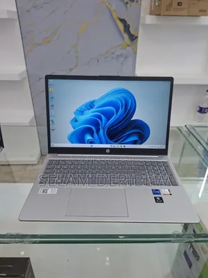 New Laptop HP Stream Notebook 16GB Intel Core i7 SSD 1T