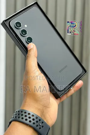 New Samsung Galaxy S24 Ultra 256 GB Black