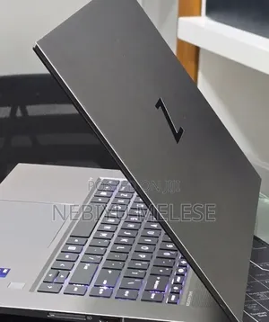 New Laptop HP ZBook Studio G8 32GB Intel Core i9 SSD 512GB