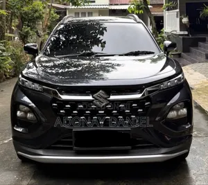 Suzuki Fronx 2025 Gray