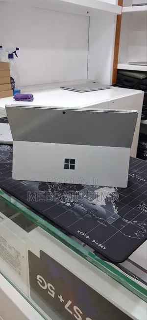 New Laptop Microsoft Surface Pro 6 8GB Intel Core i5 SSD 256GB