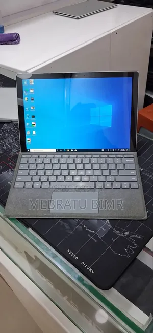 New Laptop Microsoft Surface Pro 6 8GB Intel Core i5 SSD 256GB