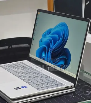 New Laptop HP Stream Notebook 16GB Intel Core i7 SSD 1T