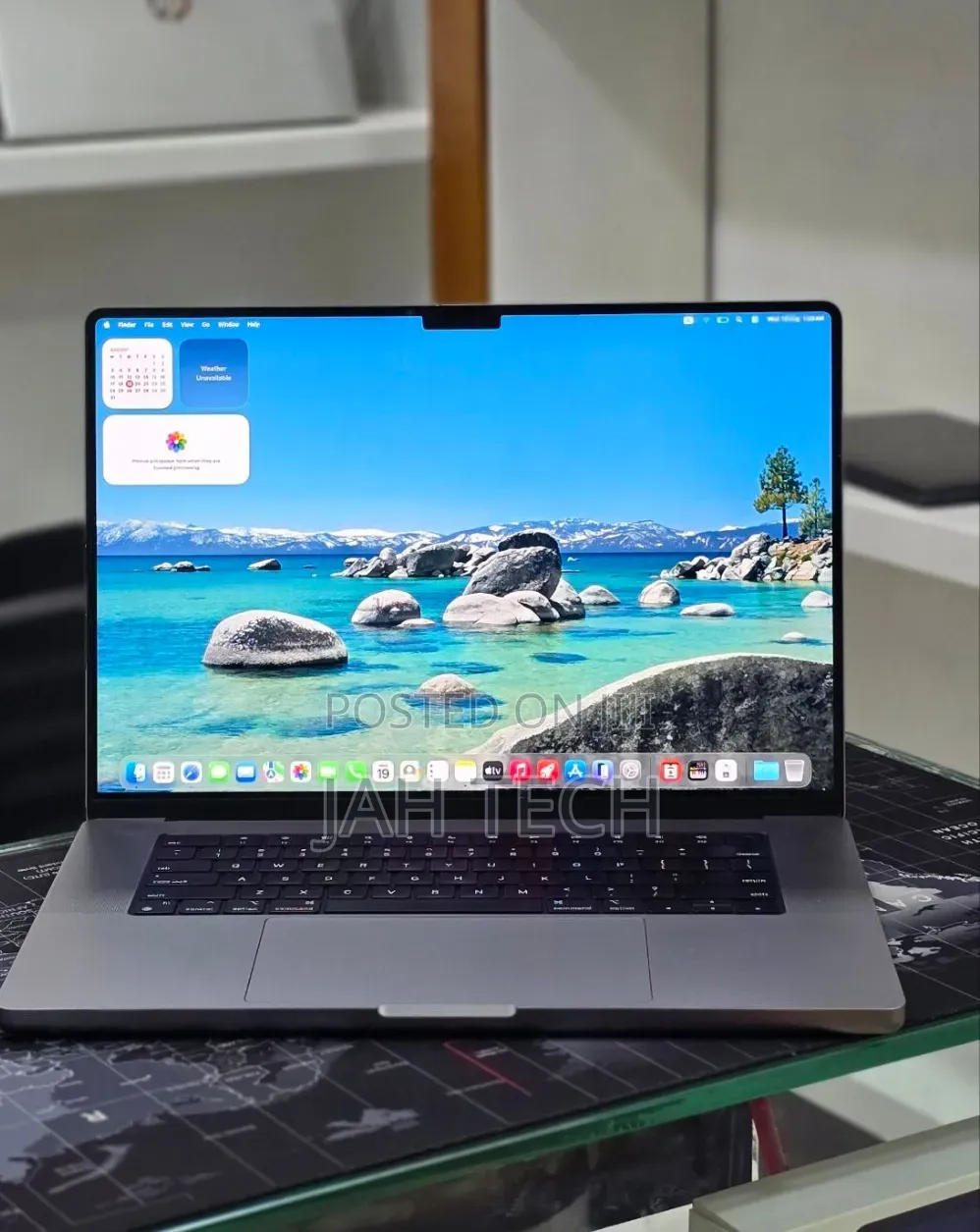 New Laptop Apple MacBook Pro 2023 M2 16GB Apple M2 SSD 512GB