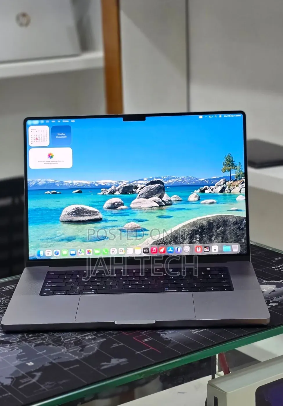 New Laptop Apple MacBook Pro 2023 M2 16GB Apple M2 SSD 512GB