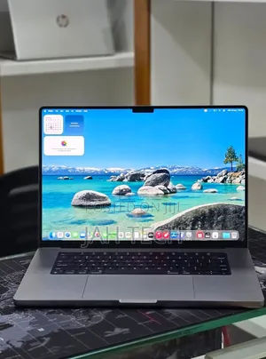 New Laptop Apple MacBook Pro 2023 M2 16GB Apple M2 SSD 512GB