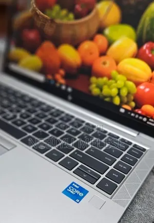 New Laptop HP EliteBook 830 G8 16GB Intel Core i5 SSD 512GB