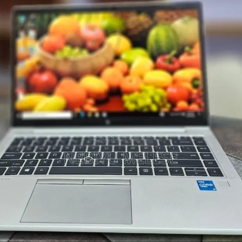 New Laptop HP EliteBook 830 G8 16GB Intel Core i5 SSD 512GB