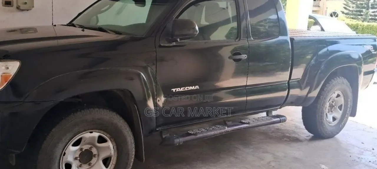 Toyota Tacoma 2012 Black