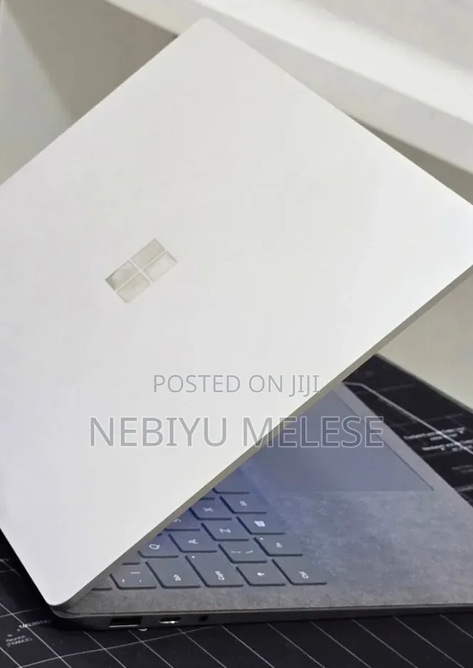 New Laptop Microsoft Surface Laptop 3 16GB Intel Core i5 SSD 512GB