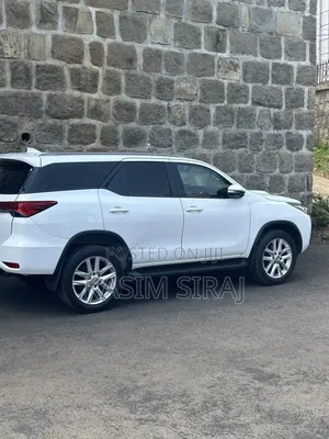 Toyota Fortuner 2017 White