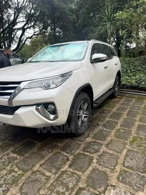 Toyota Fortuner 2017 White