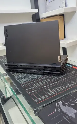 New Laptop Lenovo Legion Pro 7 48GB Intel Core i9 SSD 1T