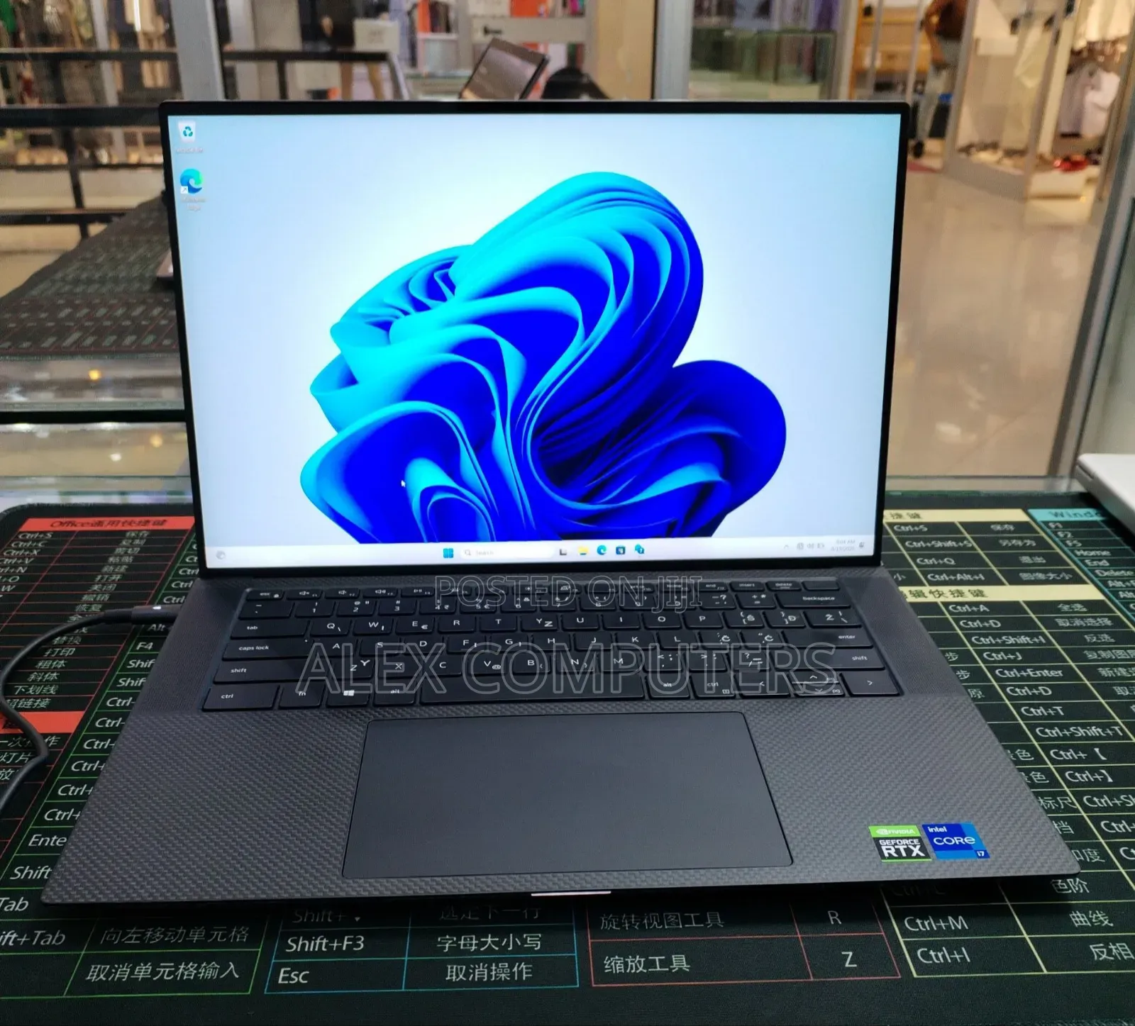 New Laptop Dell Precision 5560 16GB Intel Core i7 SSD 512GB