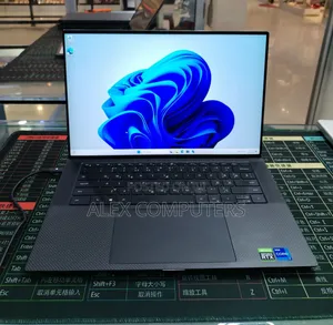 New Laptop Dell Precision 5560 16GB Intel Core i7 SSD 512GB