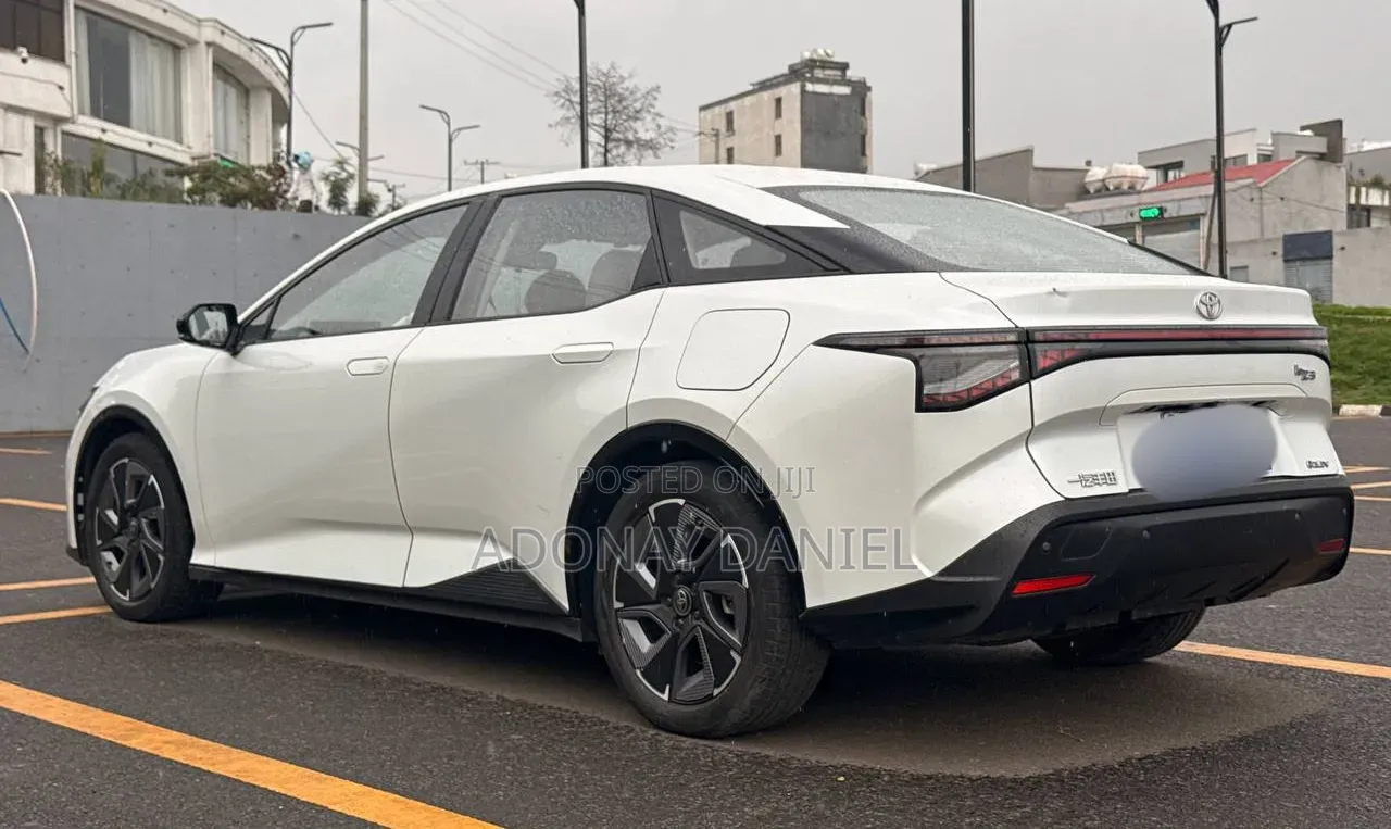 Toyota bZ3 2024 White