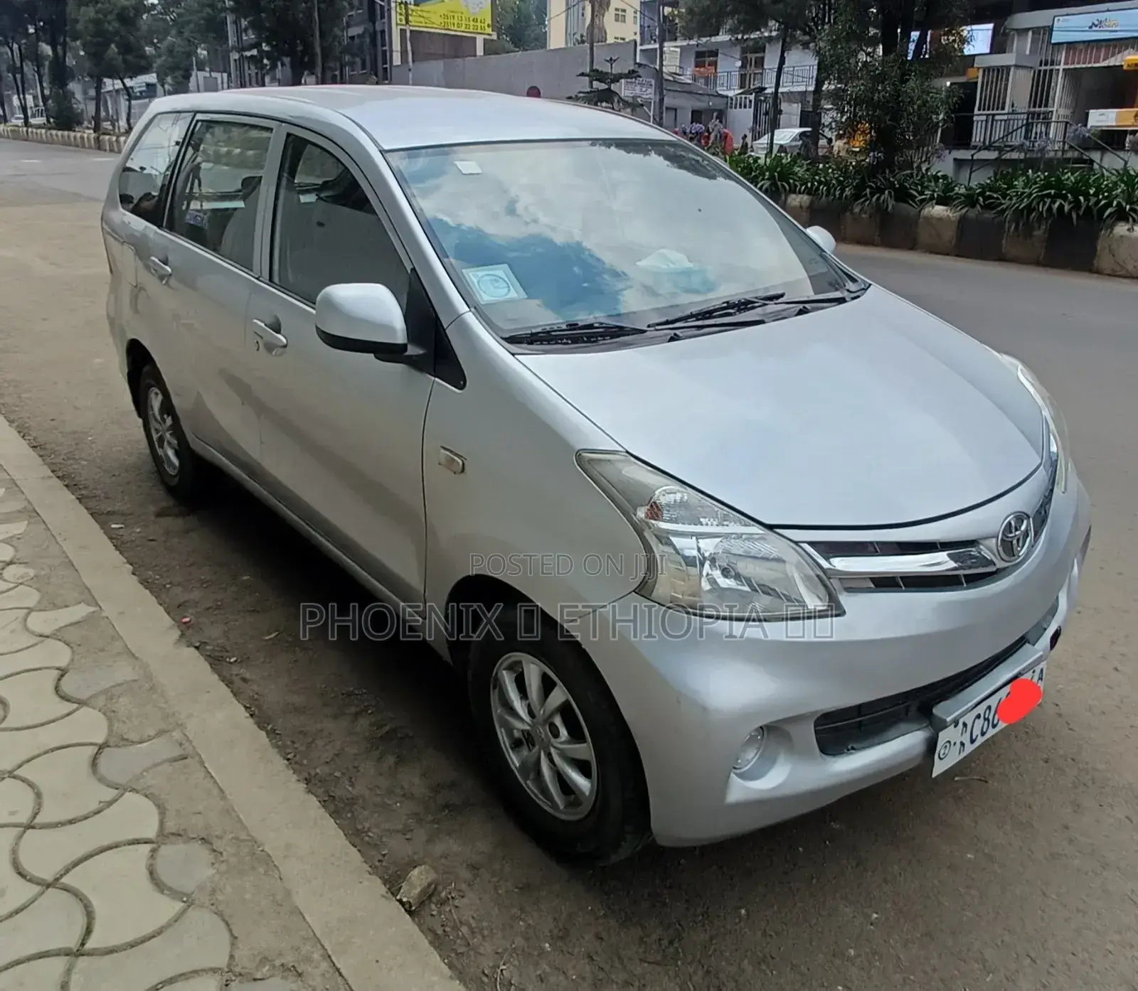 Toyota Avanza 2013 Silver