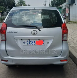 Toyota Avanza 2013 Silver