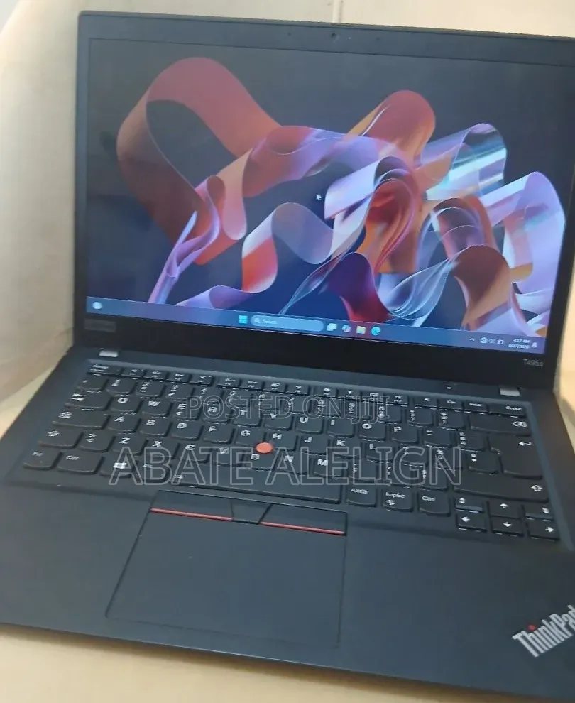 New Laptop Lenovo ThinkPad t495s 8GB AMD Ryzen 5 SSD 512GB