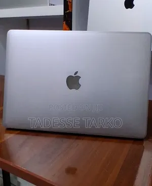 New Laptop Apple MacBook Air 2019 8GB Intel Core i5 SSD 128GB