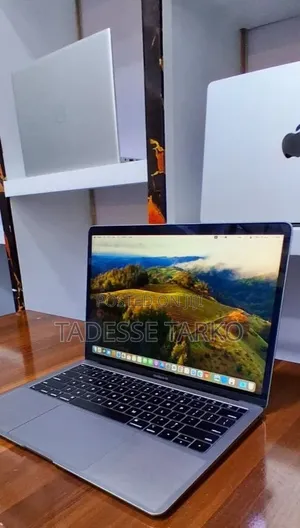 New Laptop Apple MacBook Air 2019 8GB Intel Core i5 SSD 128GB