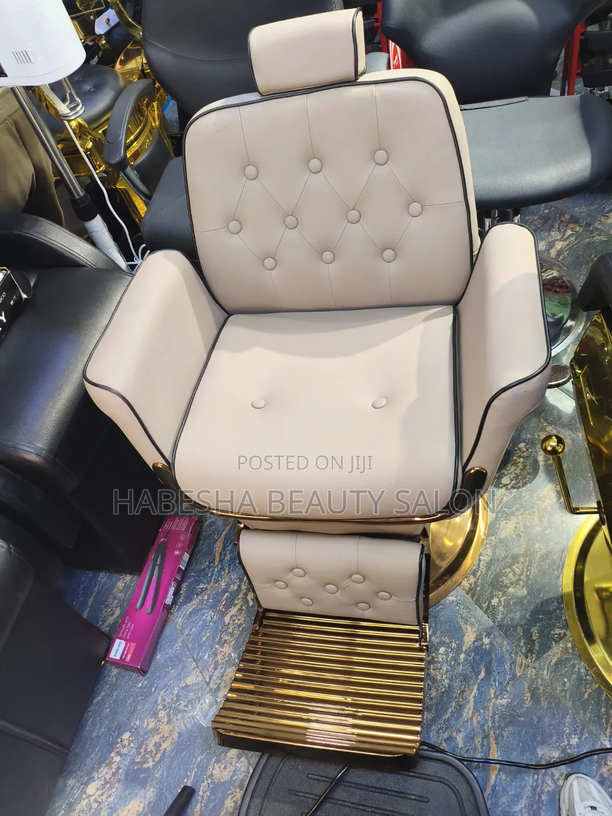Barber Chair (የፀጉር ቤት ወንበር )