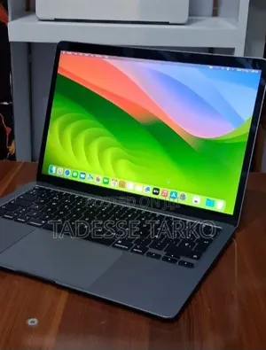 New Laptop Apple MacBook Air 2020 8GB Intel Core i5 SSD 512GB
