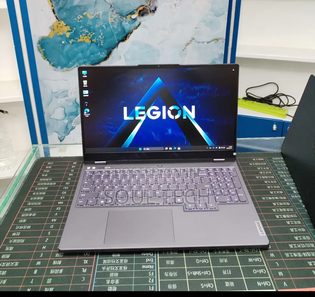 New Lenovo Legion Y7000P IRX9 Gaming Laptop 24GB Intel Core i7 512GB