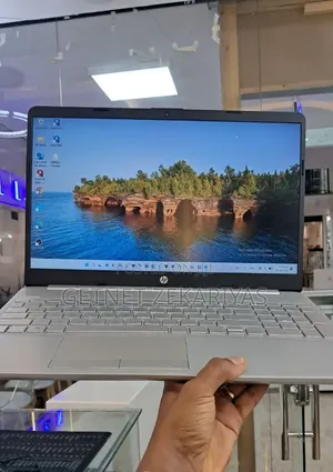 New Laptop HP Stream Notebook 16GB Intel Core i5 SSD 512GB