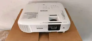 Epson-2042 XGA 3LCD Full HD WiFi Wireless Cinema Projector. 4,400 Lume