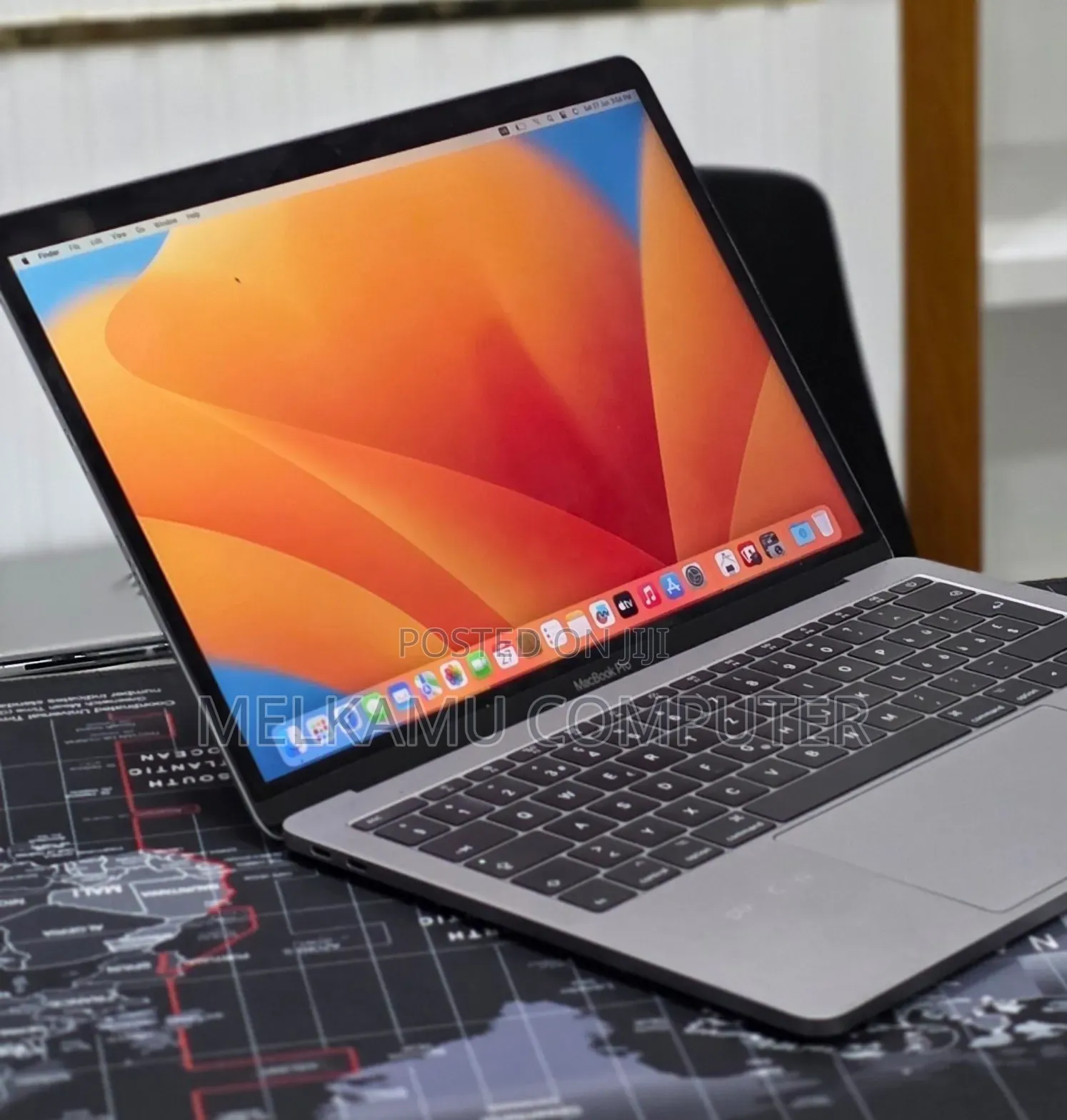 New Laptop Apple MacBook Pro 2017 16GB Intel Core i5 SSD 512GB
