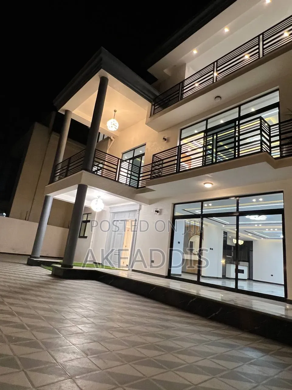Furnished 6bdrm Townhouse/Terrace in Ayat, Bole for sale