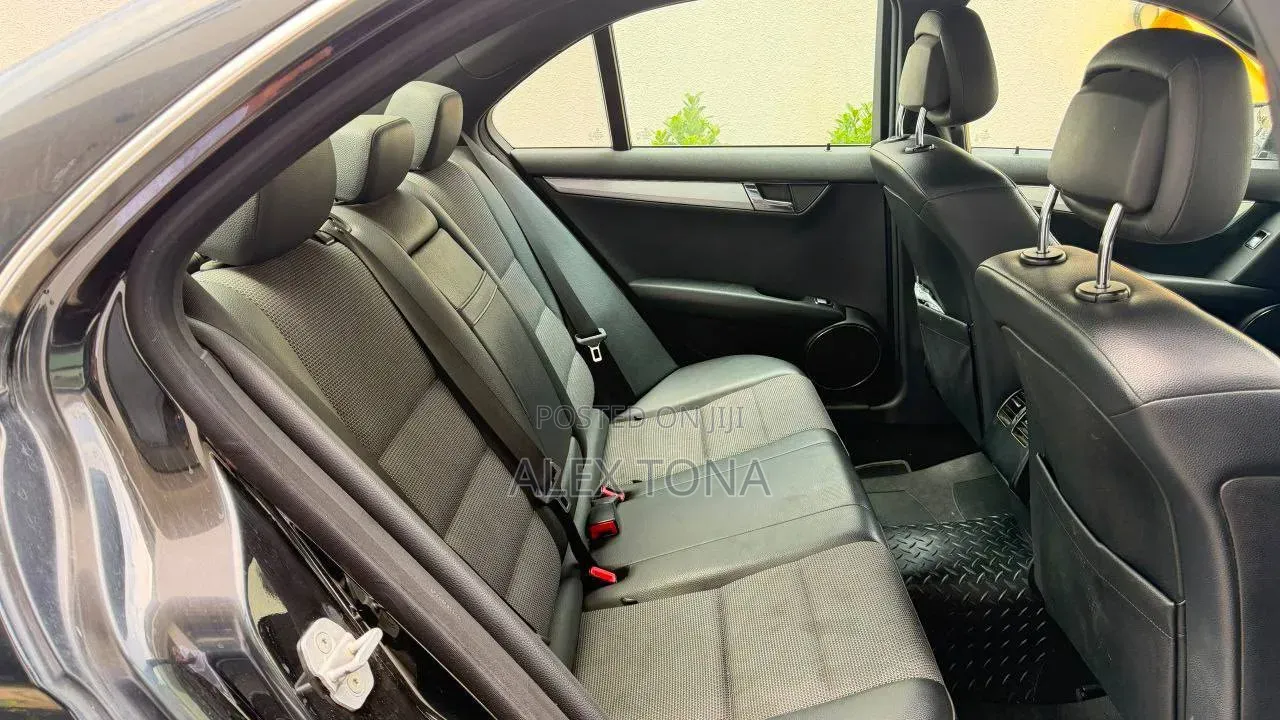 Mercedes-Benz C180 2008 Black