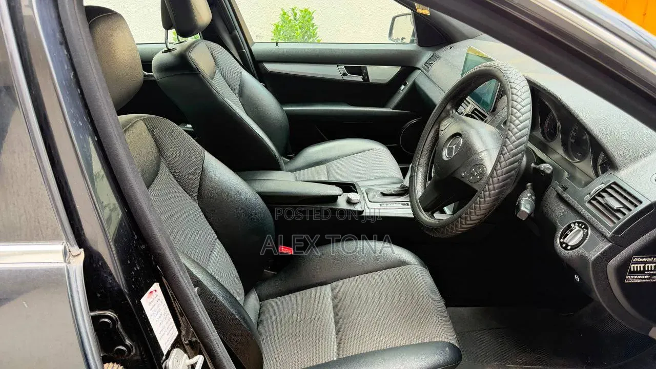 Mercedes-Benz C180 2008 Black