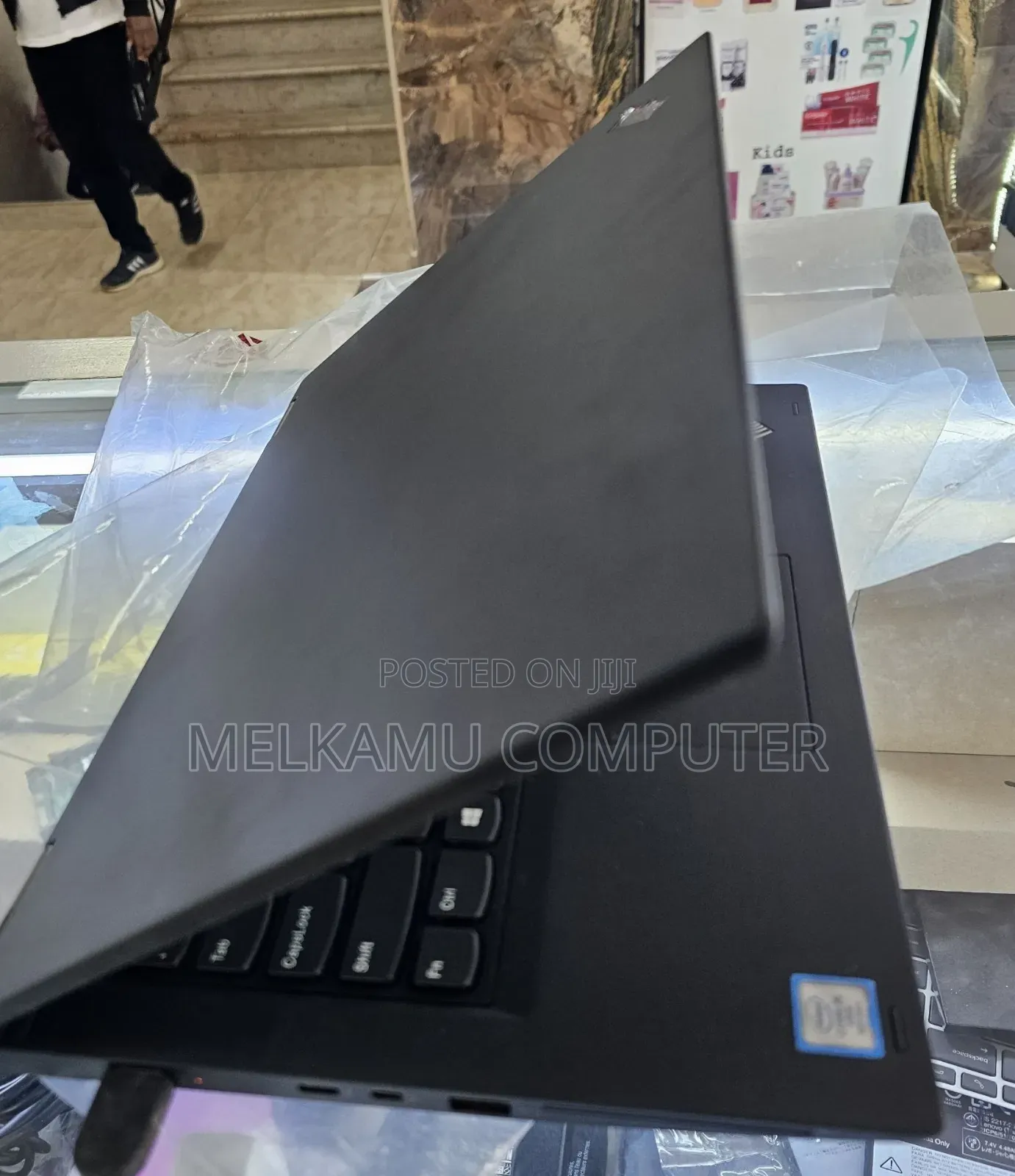 New Laptop Lenovo ThinkPad X380 Yoga 16GB Intel Core i5 SSD 512GB