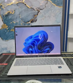 New Laptop HP Pavilion 14 16GB Intel Core i7 SSD 1T