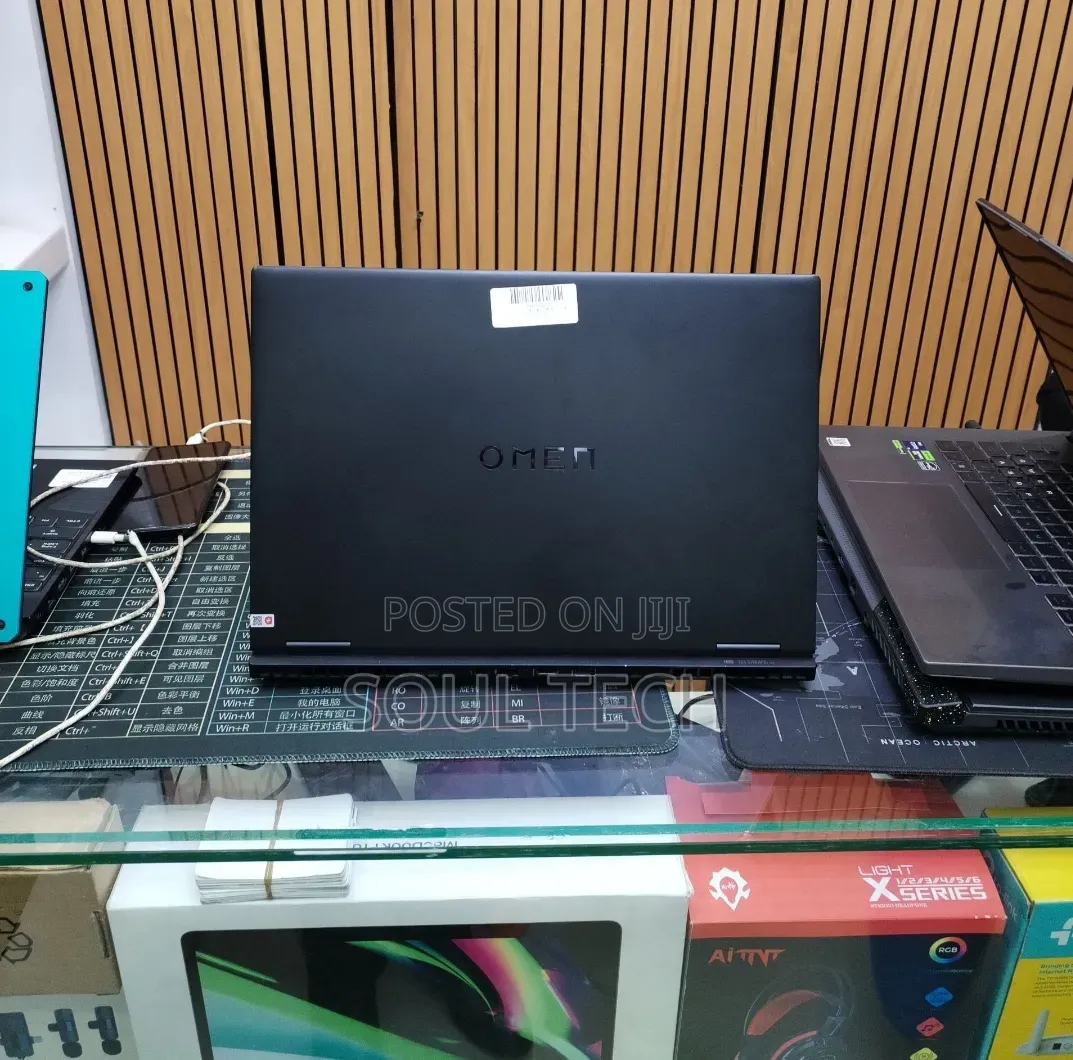 New Laptop HP Omen 16 16GB Intel Core i9 SSD 1T