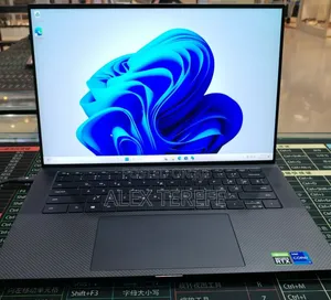 New Laptop Dell Precision 5560 16GB Intel Core i7 SSD 512GB