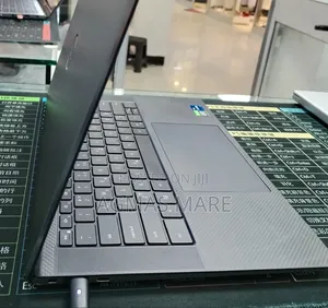New Laptop Dell Precision 5560 16GB Intel Core i7 SSD 512GB