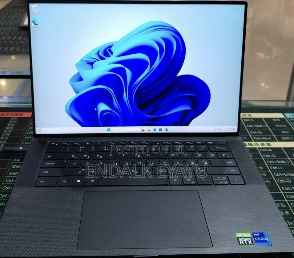 New Laptop Dell Precision 5560 16GB Intel Core i7 SSD 512GB